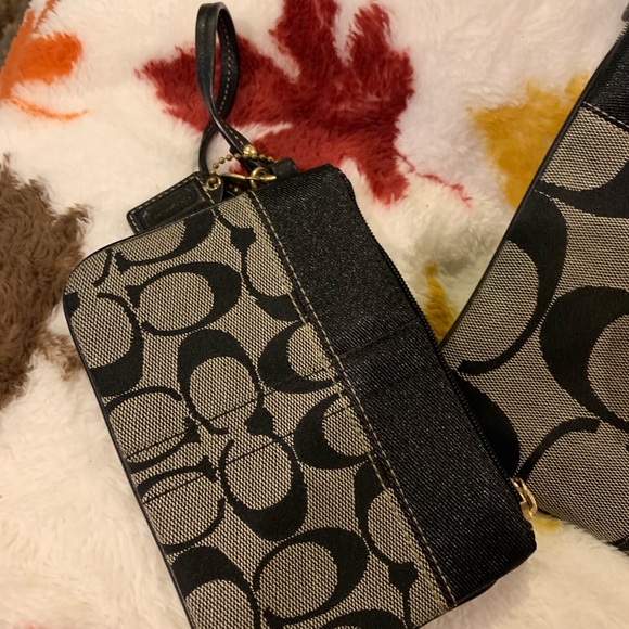 Purses - Picture 8 of 8